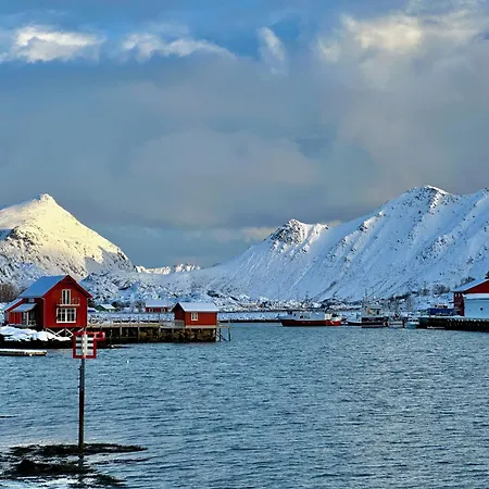 Superior Ocean View Lofoten Apartmán *